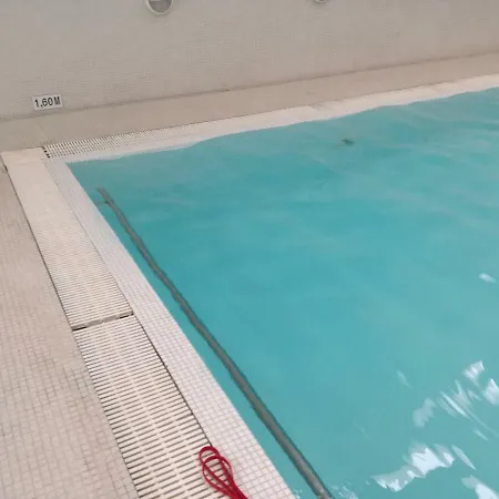 Moon Center 아파트